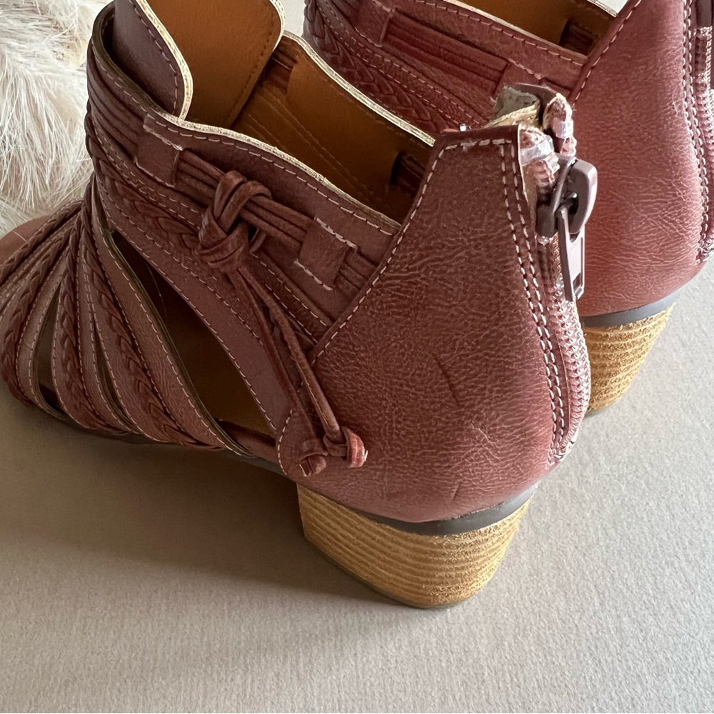 Peep Toe Braided Heeled Bootie Sandals - Picture 10 of 12